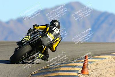 media/Jan-09-2022-SoCal Trackdays (Sun) [[2b1fec8404]]/Turn 12 Backside (130pm)/